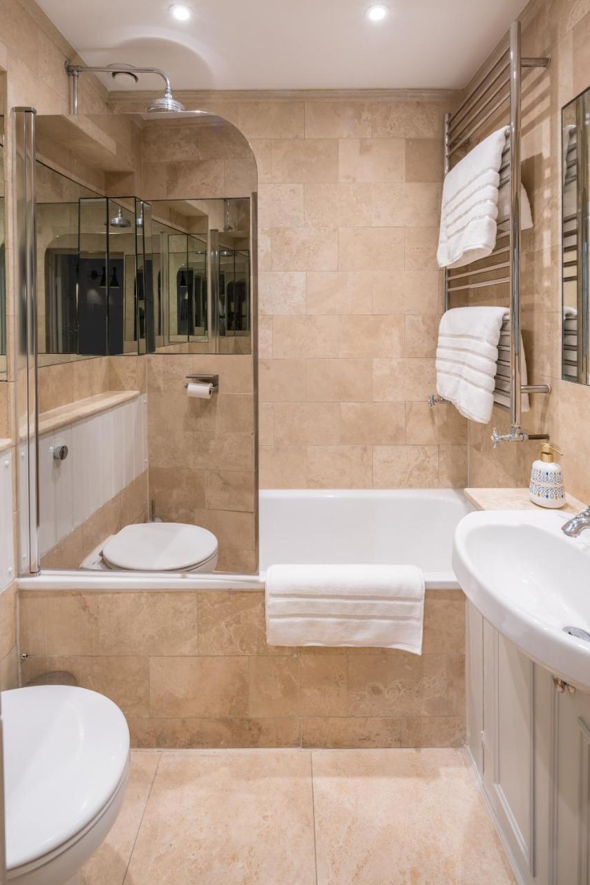 Cozy Flat With Patio In The Heart Of Pimlico Leilighet London Eksteriør bilde